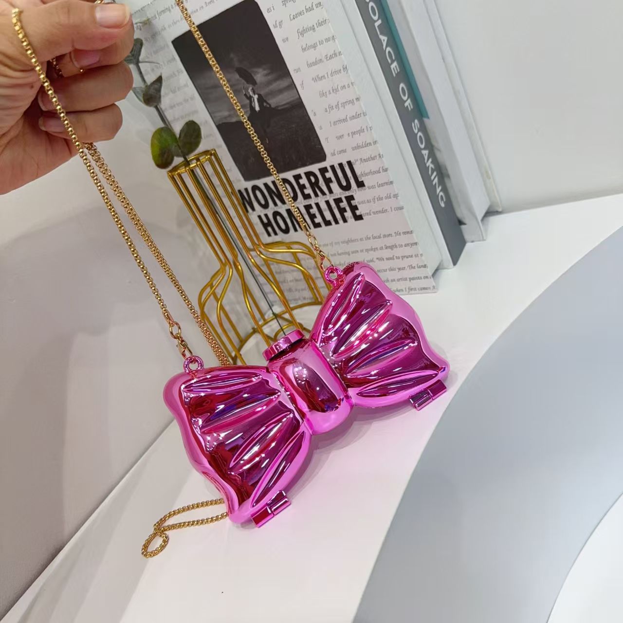 Dames Luxe Gouden Ronde Acryl  - Mini Purse Chain recensie en prijs