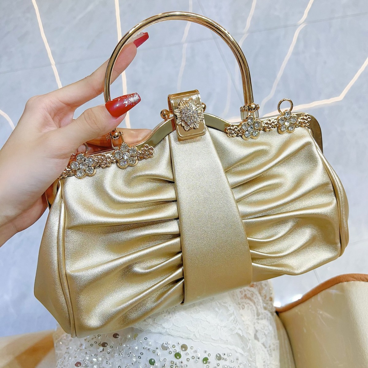 2025 Luxe High-end Party Cloud - Women Bags In Trend recensie en prijs