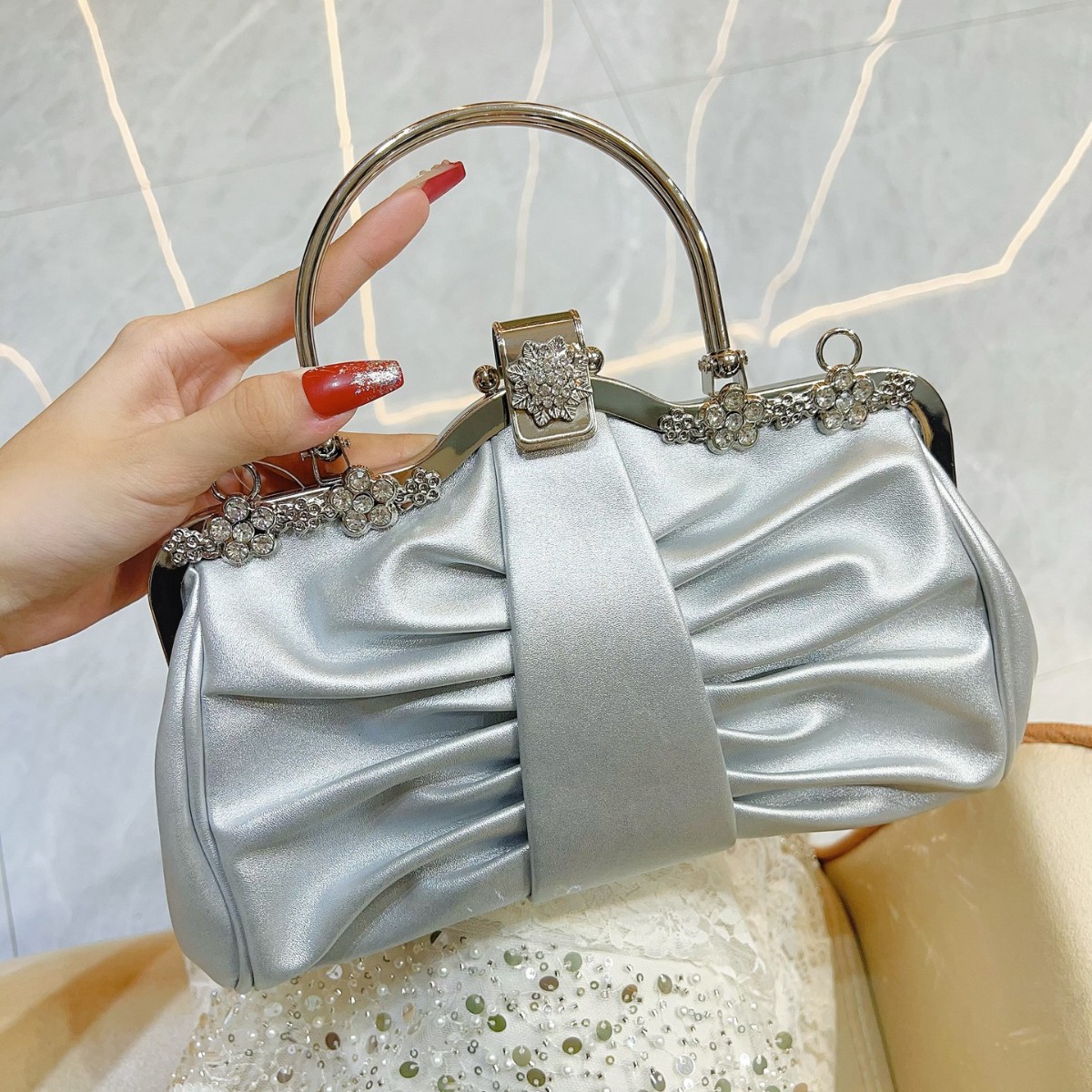 2025 Luxe High-end Party Cloud - Women Bags In Trend recensie en prijs